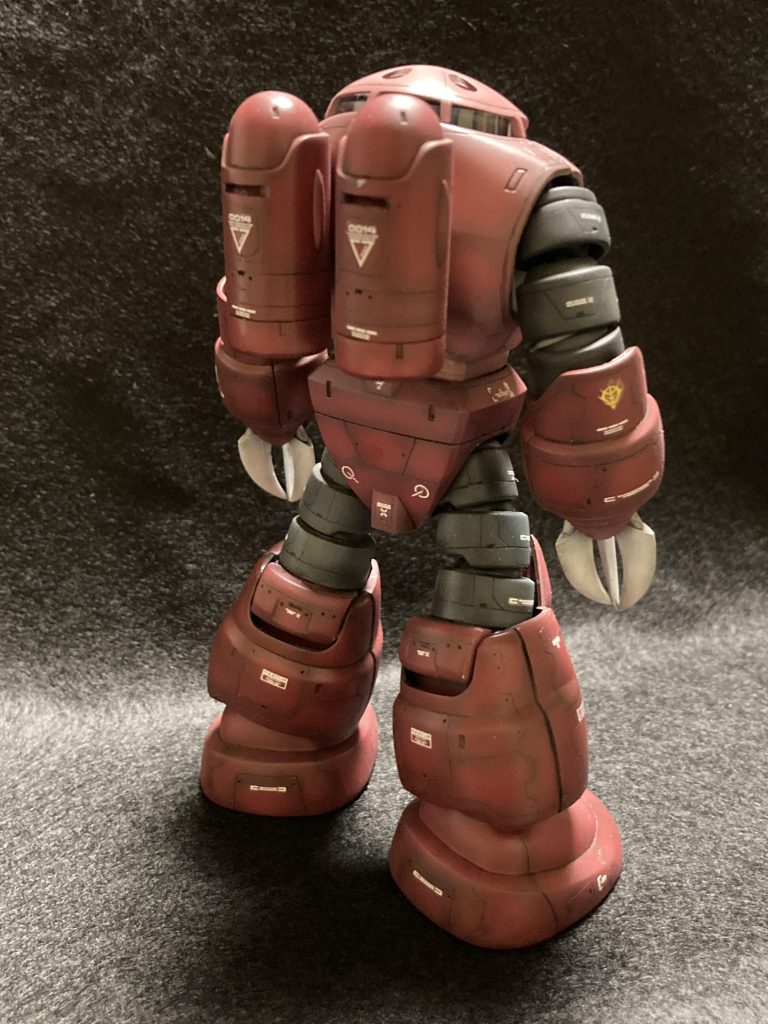 背中…おう、意外といいやん…