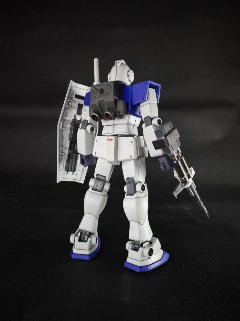 ランドセルを大型化先にも書きましたが、Ez-8のビームライフルを持たせました