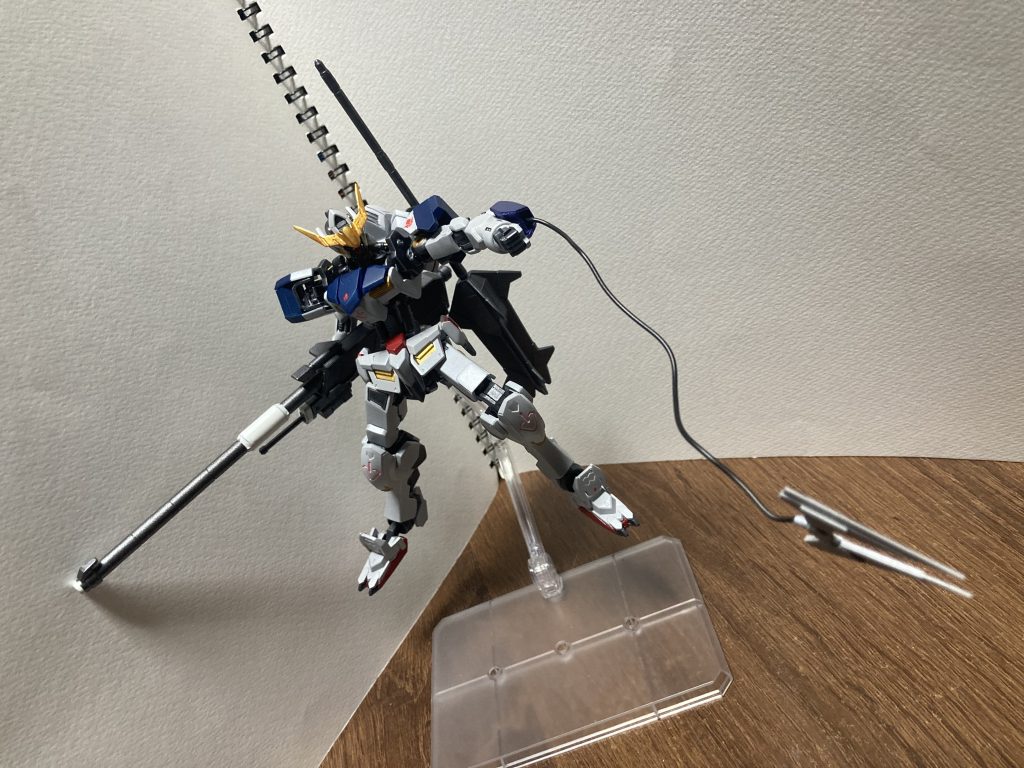 ワイヤークローのギミックもしっかり再現！