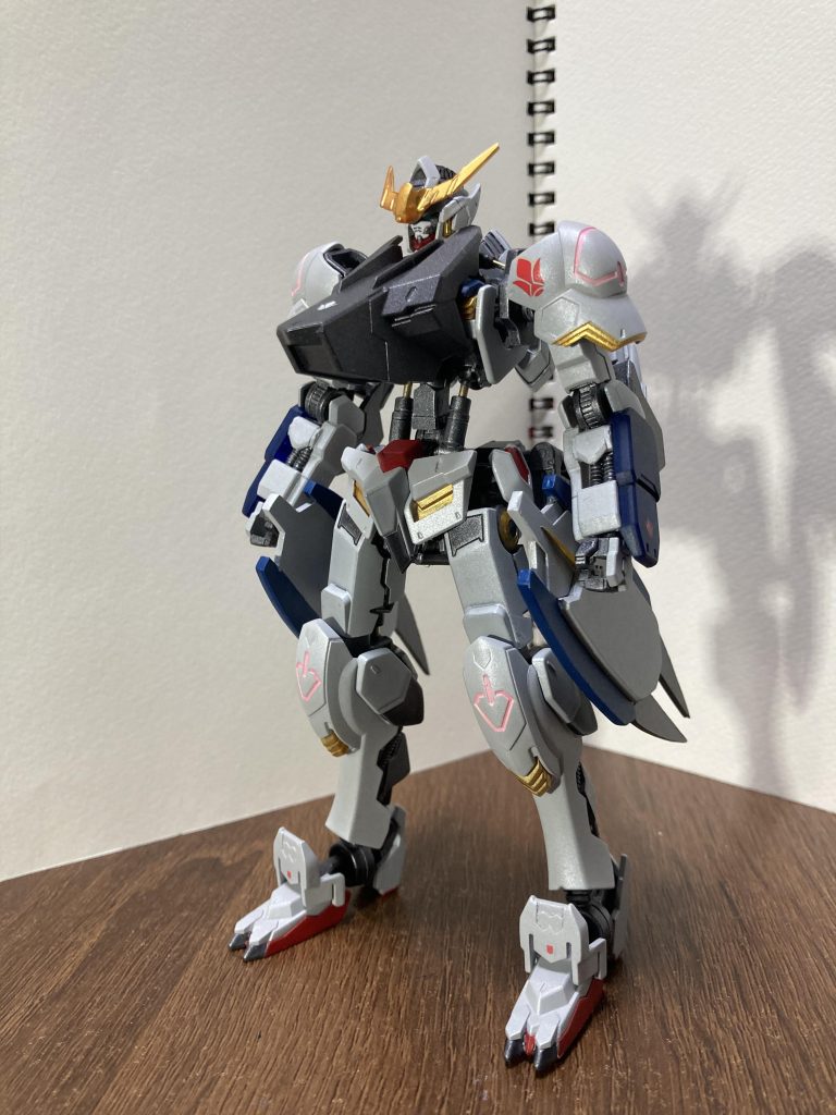 第5形態 宇宙戦使用は、フライトユニットをフルスクラッチして、接続アームもまた持ってないので、手持ちのパーツでそれっぽくしました。