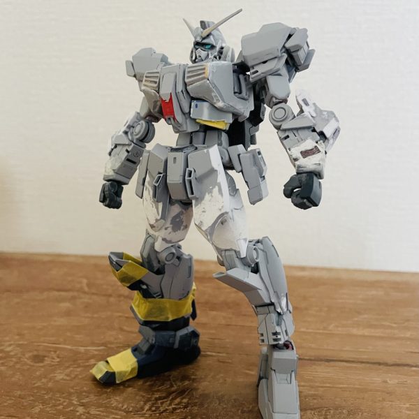 脚のベースが決まりました。顔も少し表面綺麗に腕はどうしたらいいんだろう&nbsp;&nbsp;ベースはHGユニコーンパーツにRGマークIIスカートはHGハイニューガンダム（3枚目）