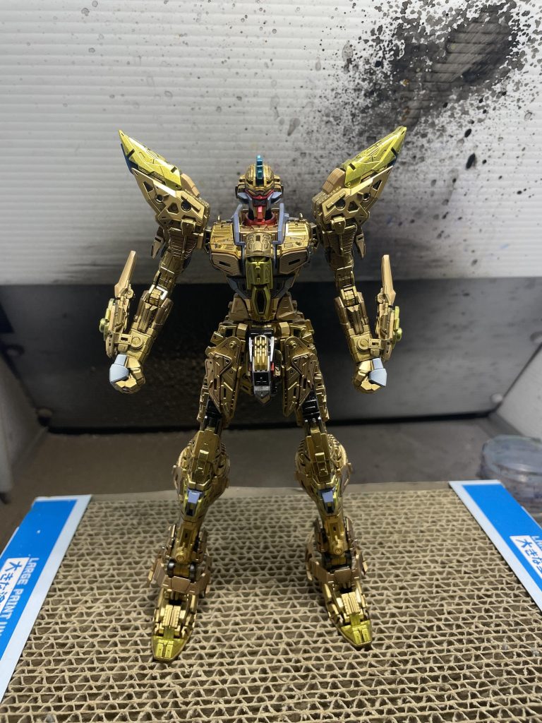 フレームのみ(前から)パーツ色分けがすごいのでディテールが細かいです。シール類は撮影後に付けてます。