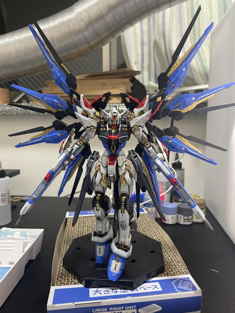 パッケージアートのポージングとにかくかっこいい。。。最早メタルビルドみたいに見えてきました。(自画自賛)装甲展開するのが好きすぎる