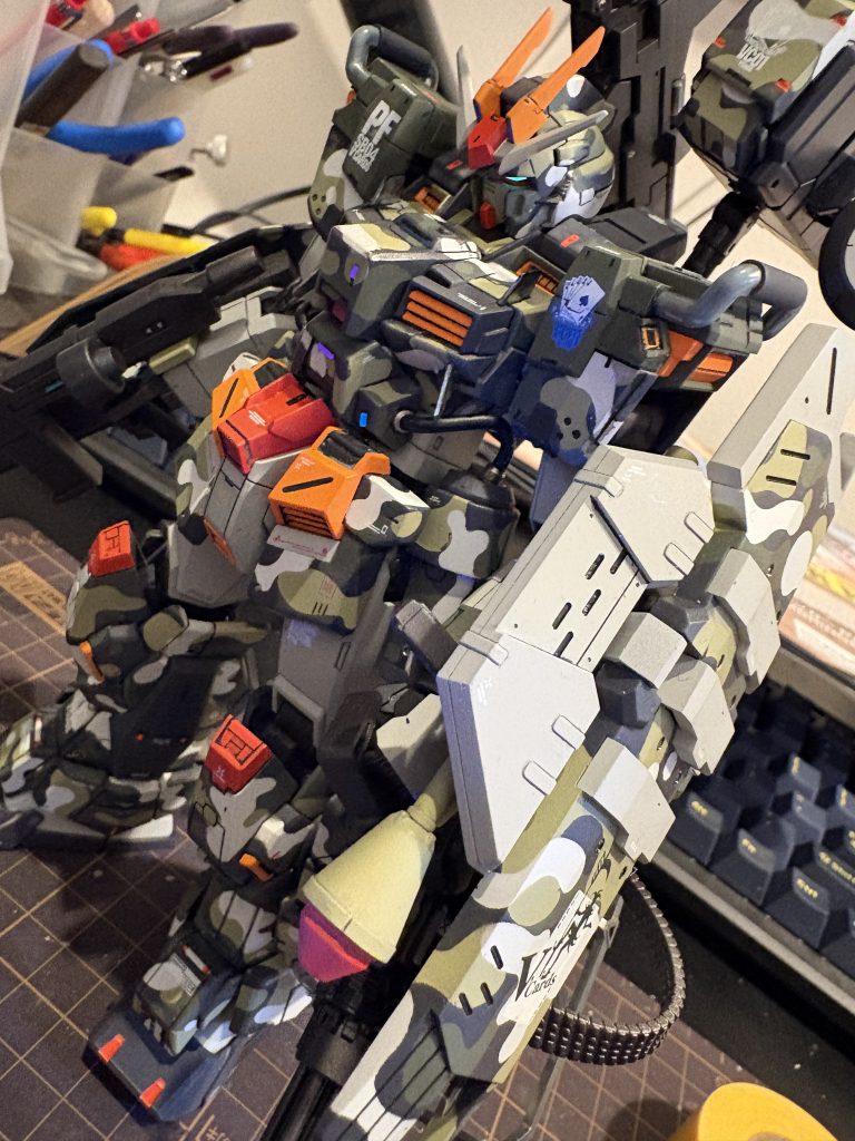 ストームブリンガーP.F. 迷彩塗装