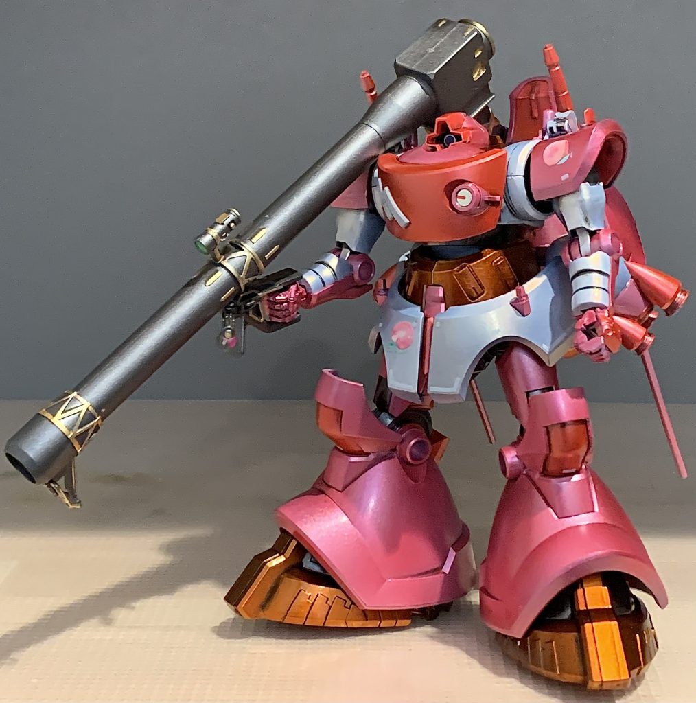 塗装したのはHGジークアクス リック・ドム。