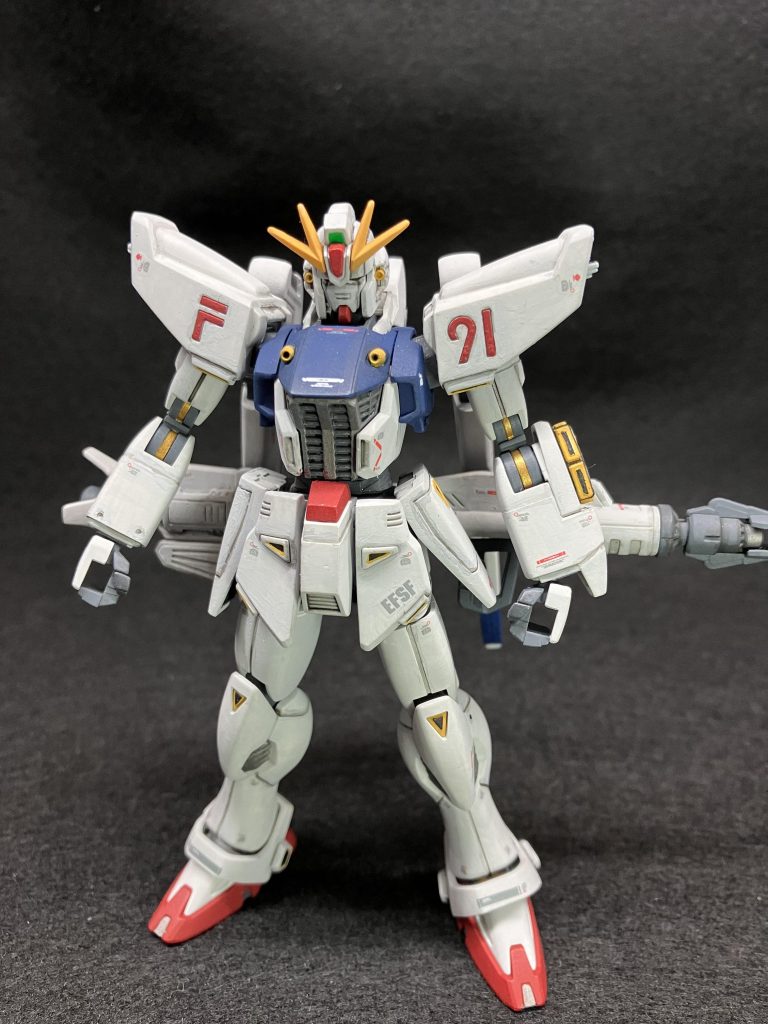 お腹はラジエーター意識して塗りましたシルバーのドライブラシです