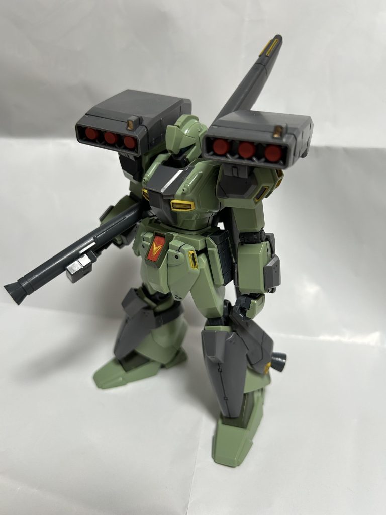 RGM-89S2 スタークジェガン2型D2型をベースとしたスタークジェガン。スタークジェガンと外見の差異はないが、D2型同様アップデートが施されている。