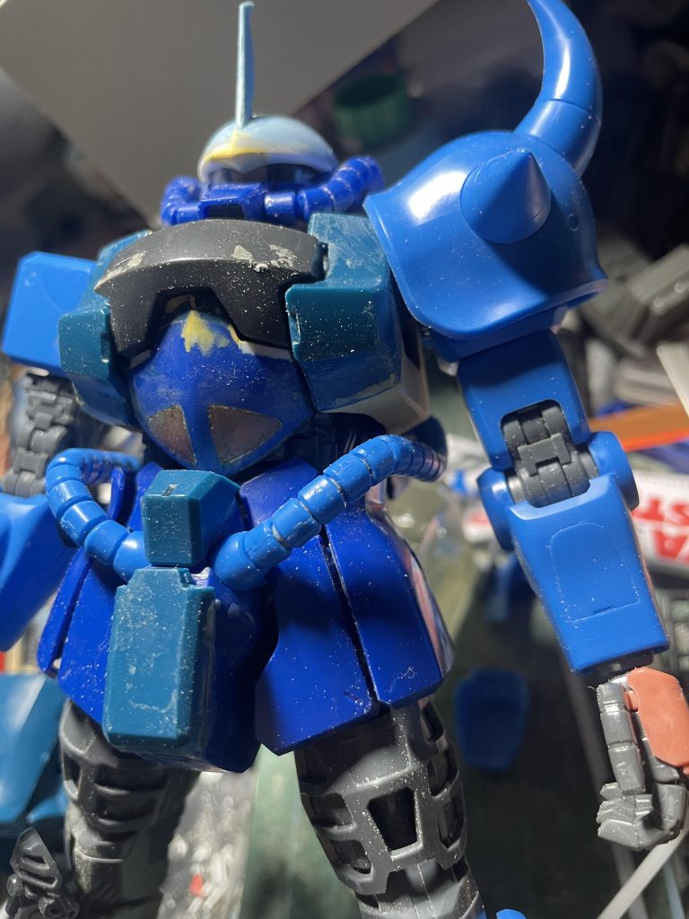 チ⭕️コガードもグフカスのデザインがカッコいいので、切り飛ばしてくっつけました。