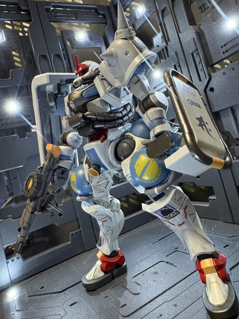 ジークアクスに合わせた配色にしたつもりですが。