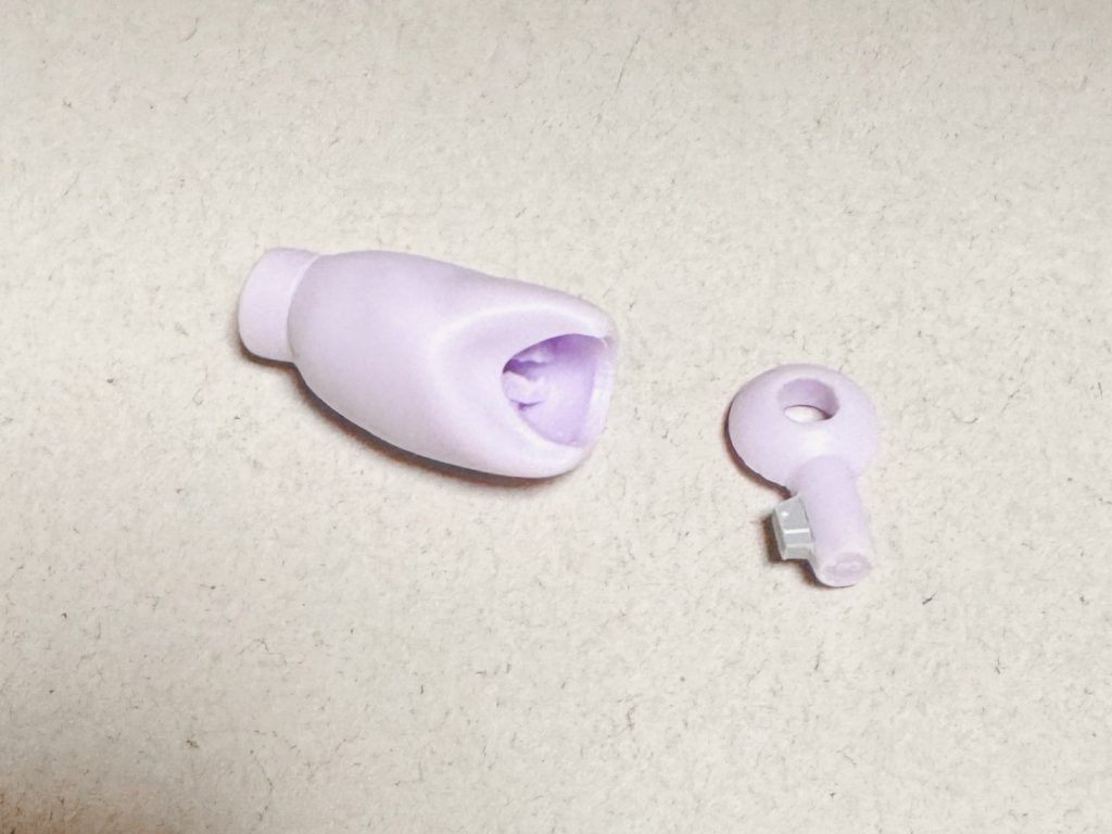 腕だけ後ハメにしましたがこれをすると腕の稼働も制限が出てしまいます。