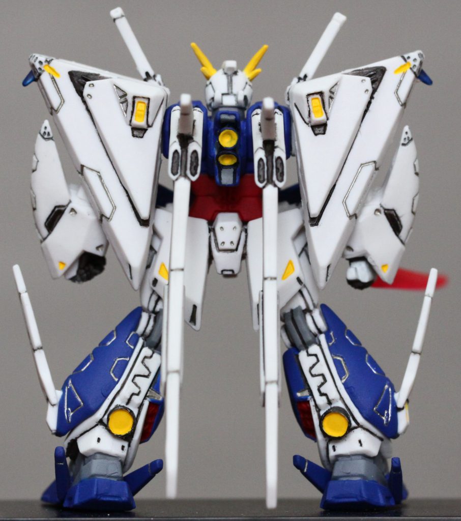 塗装はタミヤのエナメルにつや消しトップコートを吹いています。