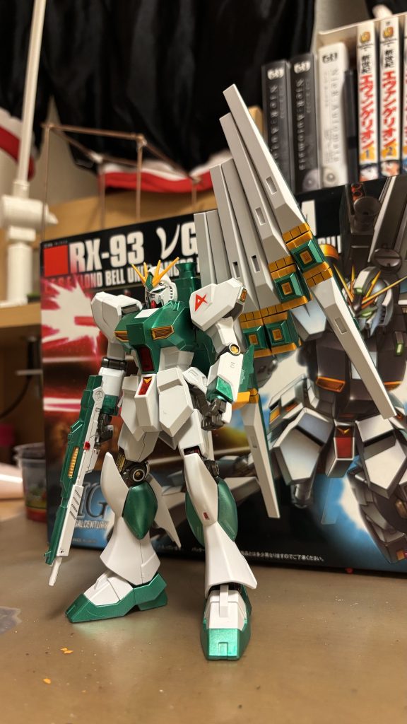 杏◯堂テーマカラーνガンダム