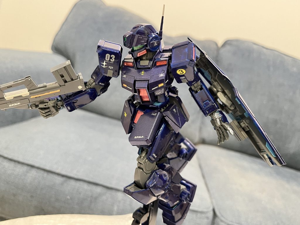 横からもイケメンですね。