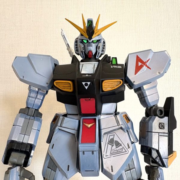 DXモビルスーツインアクションのνガンダム