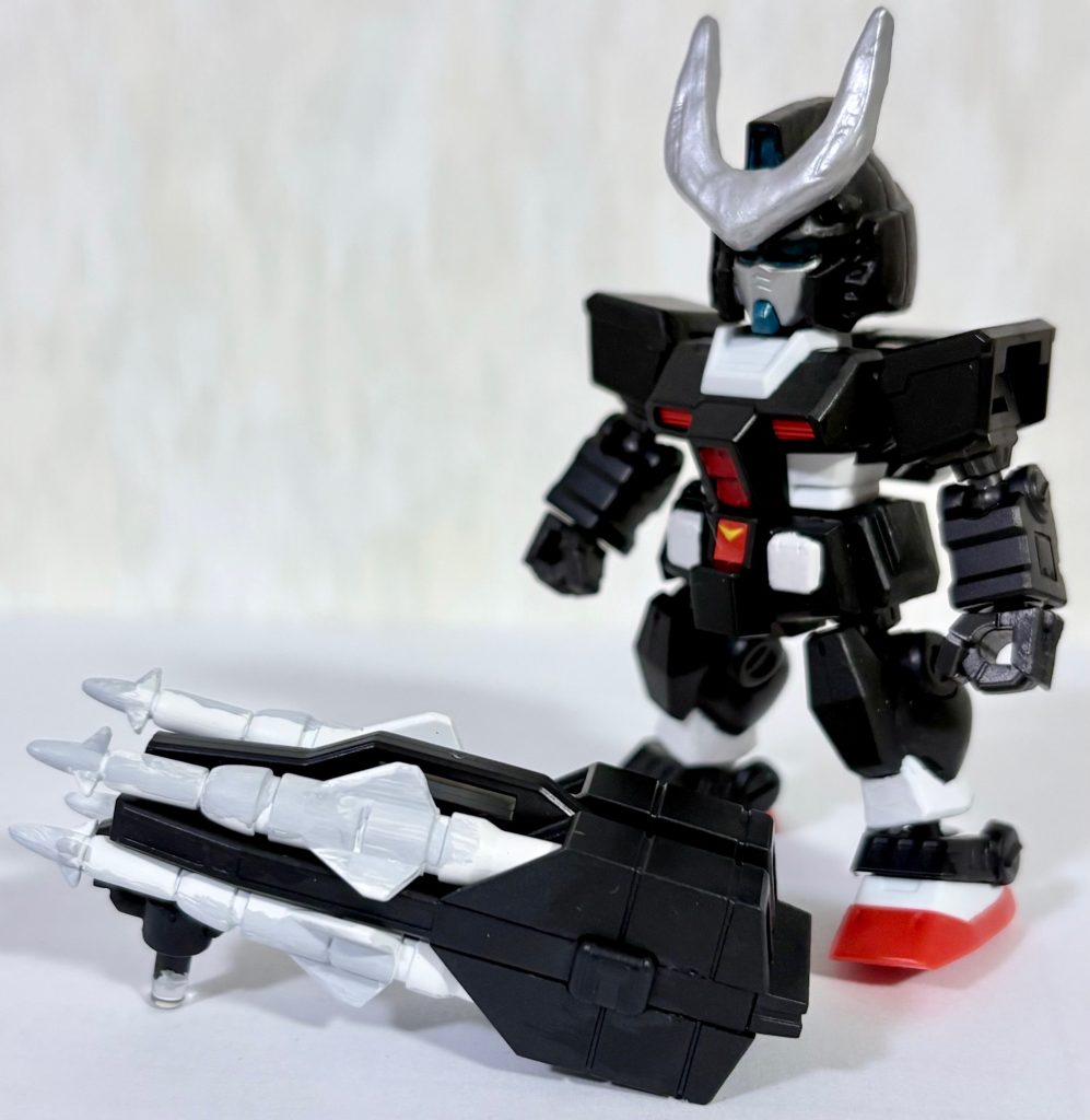 G4のウリの一つともいえるギガントは食玩のSHODO仮面ライダーG4からそのまま流用した。