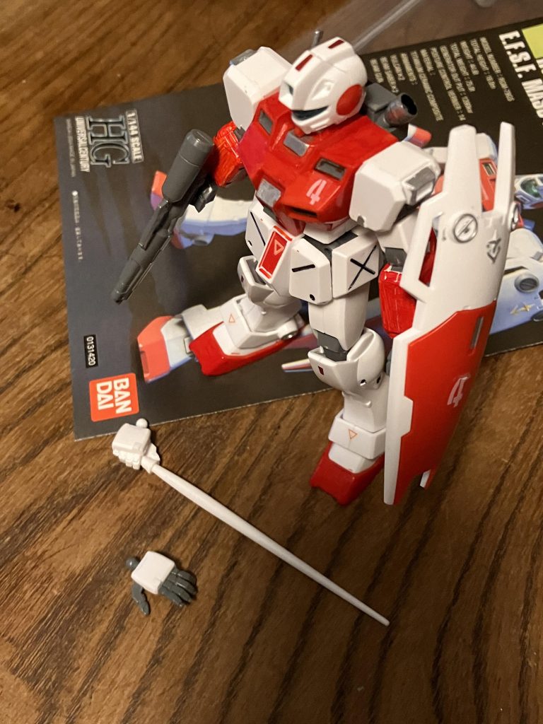 作品名：コマンドーコマンドー<p>ジムコマンド〜完…… ｵｲｵｲ!( *ﾟ∇)/☆(ﾉﾟ⊿ﾟ)ﾉ ジャンクで売っていたジムコマンドをゲット٩( ᐛ )و 欠品も損傷もなく美品☺️ 始めてHGジムコマンドを手にしましたが後ハメを考えられていてビックリ(´⊙ [&hellip;]</p>
