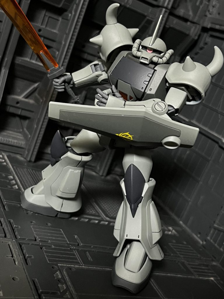 初めてメディアに出たのはガシャポンからでその後主にゲーム中の機体として登場、知る人ぞ知るマイナーな機体となっている。