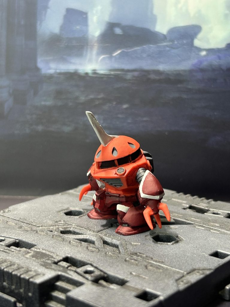 成型色にツヤ消しトップコートを吹いただけで結構ズゴックとしては自然になったかなーと思います。