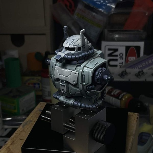 HG Requiem for Vengeance Zaku II Type Solari