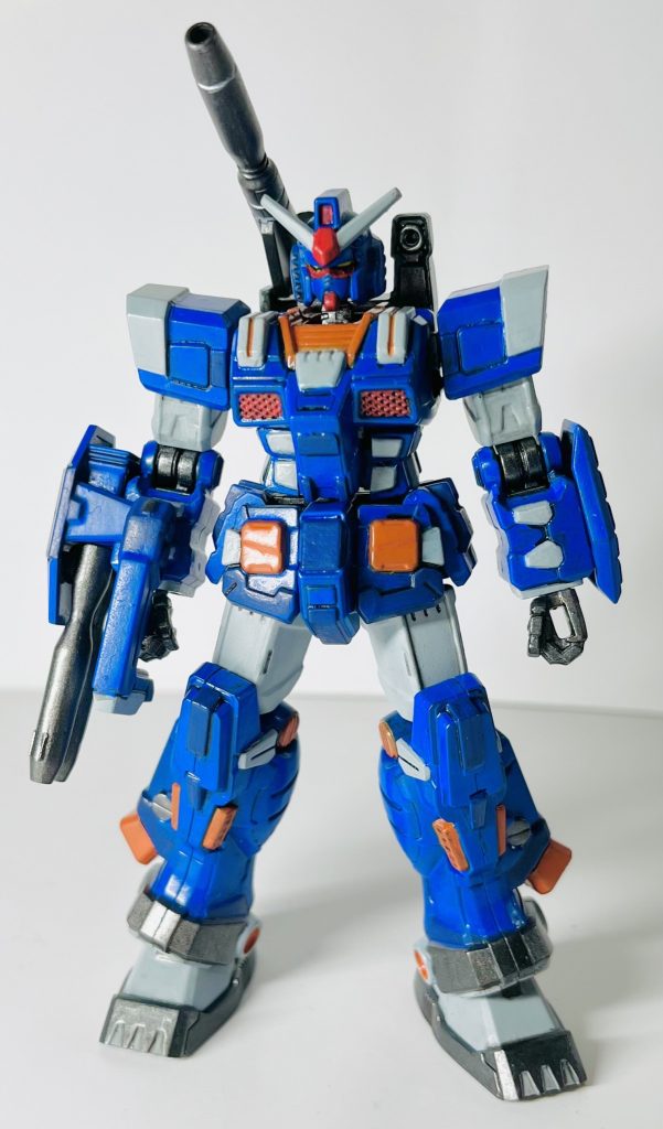 昔、パーフェクトガンダムとレッドウォーリアをフルスクラッチした記憶は有るのですが、フルアーマーガンダムはレッドウォーリアの素体の一部にしてしまったので、狂四郎仕様の青いフルアーマーガンダムは作った記憶が有りません…30数年ぶりにようやく青いフルアーマーガンダムを作る事が出来ました😁