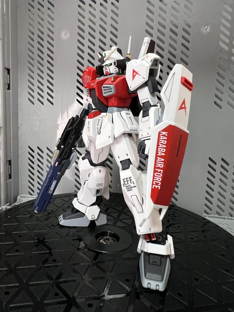 ガンダムMk-Ⅱ  アムロ搭乗機–2枚目/制作者：真樹京介