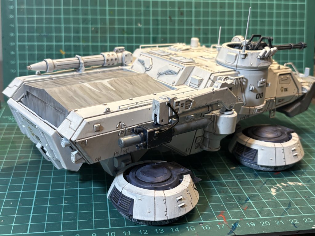 白サフ、MSホワイト、部分塗装、デカール、艶ありトップコート、墨入れ、ウェザリング、艶消しトップコートもう一度巡り会えたら、ちゃんと熱帯仕様にします。そっちはたくさんいそうなのであえてずらす戦法。写真を撮るとウェザリングが綺麗になってしまう。