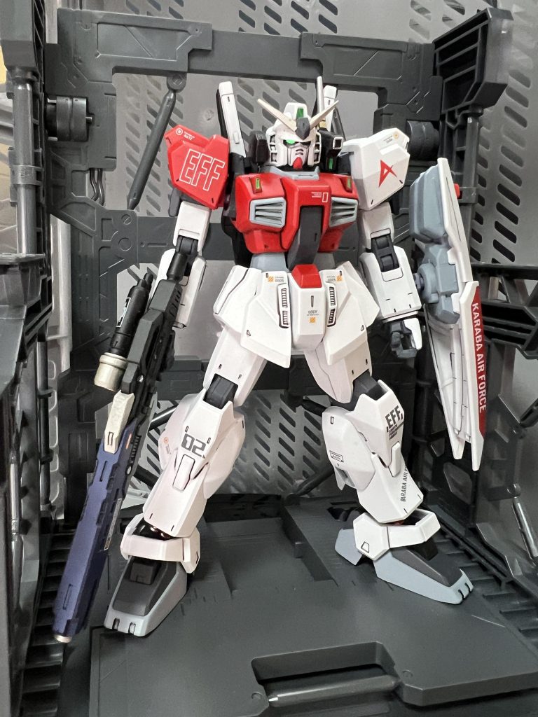 アウドムラに置いてったマークⅡをアムロが乗る妄想です。