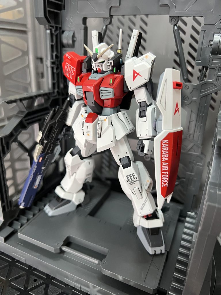 ガンダムMk-Ⅱ  アムロ搭乗機–3枚目/制作者：真樹京介