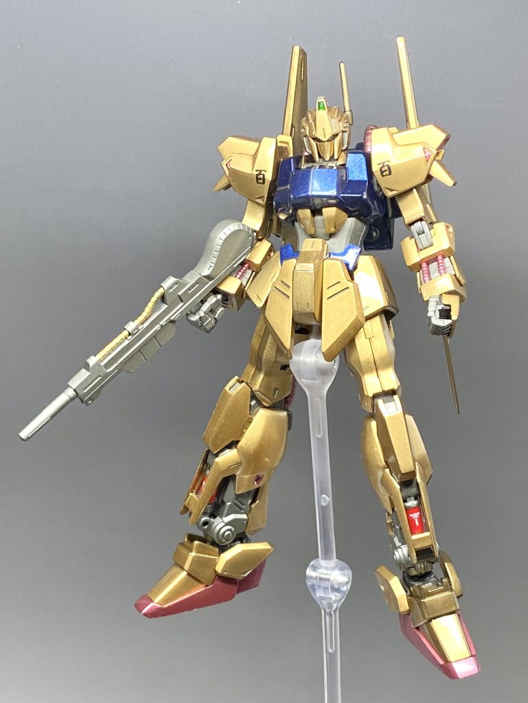 個人的には、そこまで酷く無いとおもうんですが…(*´ー｀*) コレ、眺めながら気になる処を改修しながら2体目作るってのもアリかもですね。