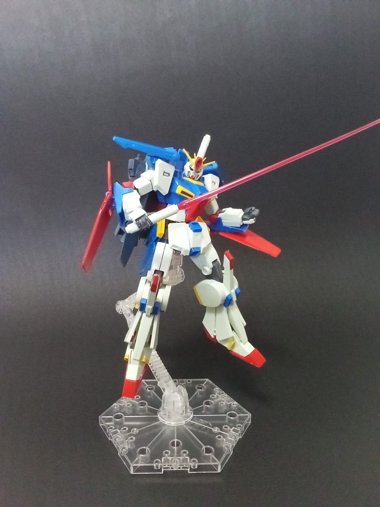 ビームサーベルがでかい！