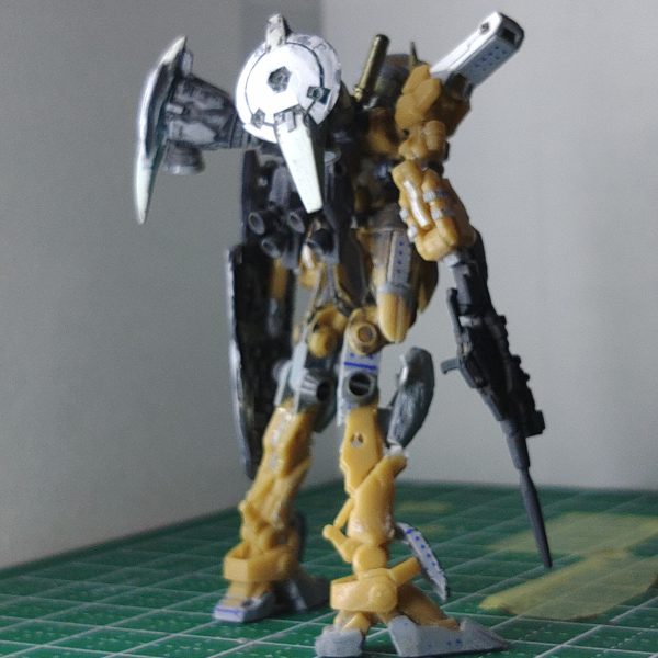 膝小僧の位置が決まりました。😩これから、脹ら脛を合わせていかねば。未だ先が見えず😂（3枚目）