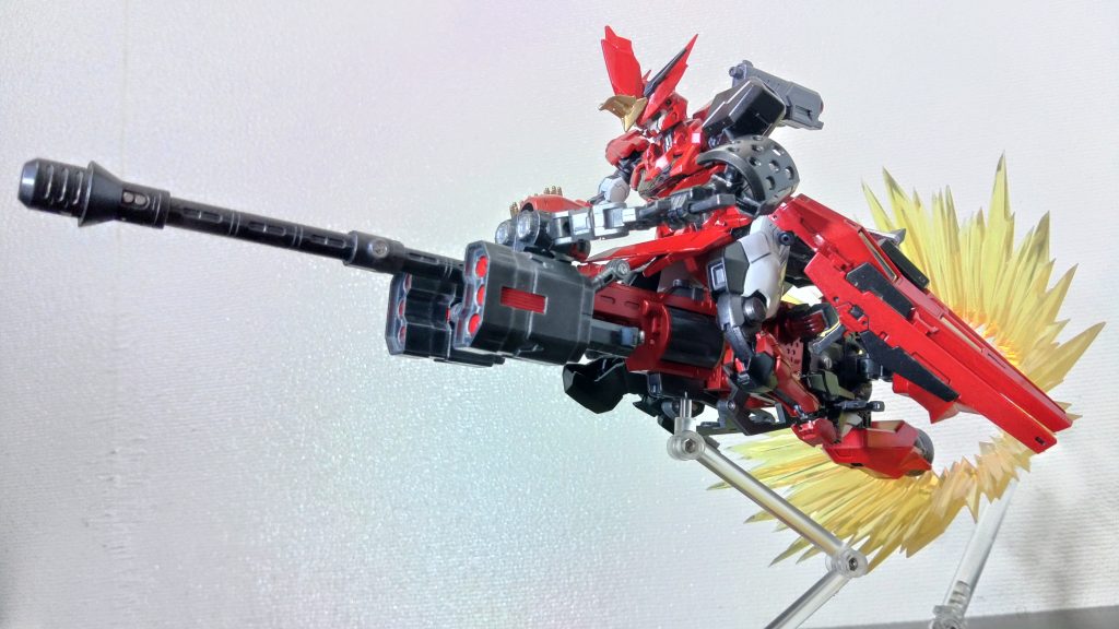 破壊された4基のブースターユニットの代わりに取り付けられた大型の旧式ロケットブースターは調整が難しく、全ての出力を同じにしないと真っ直ぐ飛行することもできない。旋回性能は限りなくないため搭乗している機体側の体重移動とスラスター制御のみで行われている。