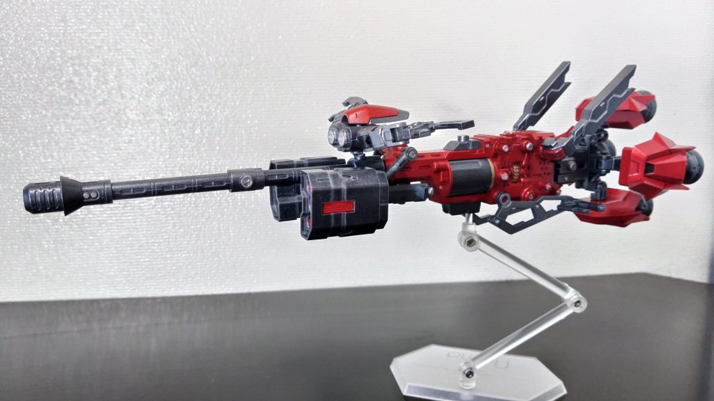 「スカーレットリボルブルーム・壊」スカーレットキャリバーン・スタンピード専用に壊修された空飛ぶ箒。元々のスカーレットリボルブルームよりも大幅にバランスが崩壊しているため空飛ぶ棺桶になっている。