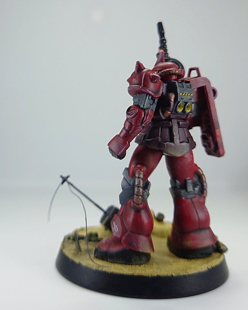 ディテールパーツを少し追加マシンガンのスコープにHアイズを貼りましたデカールはガンダムデカールなどなどベースをジオラマっぽくしましたが、適当に組み合わせたので謎のスケールに…