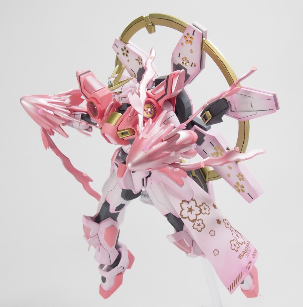 桜バーニングガンダム–8枚目/制作者：@LmoWorks