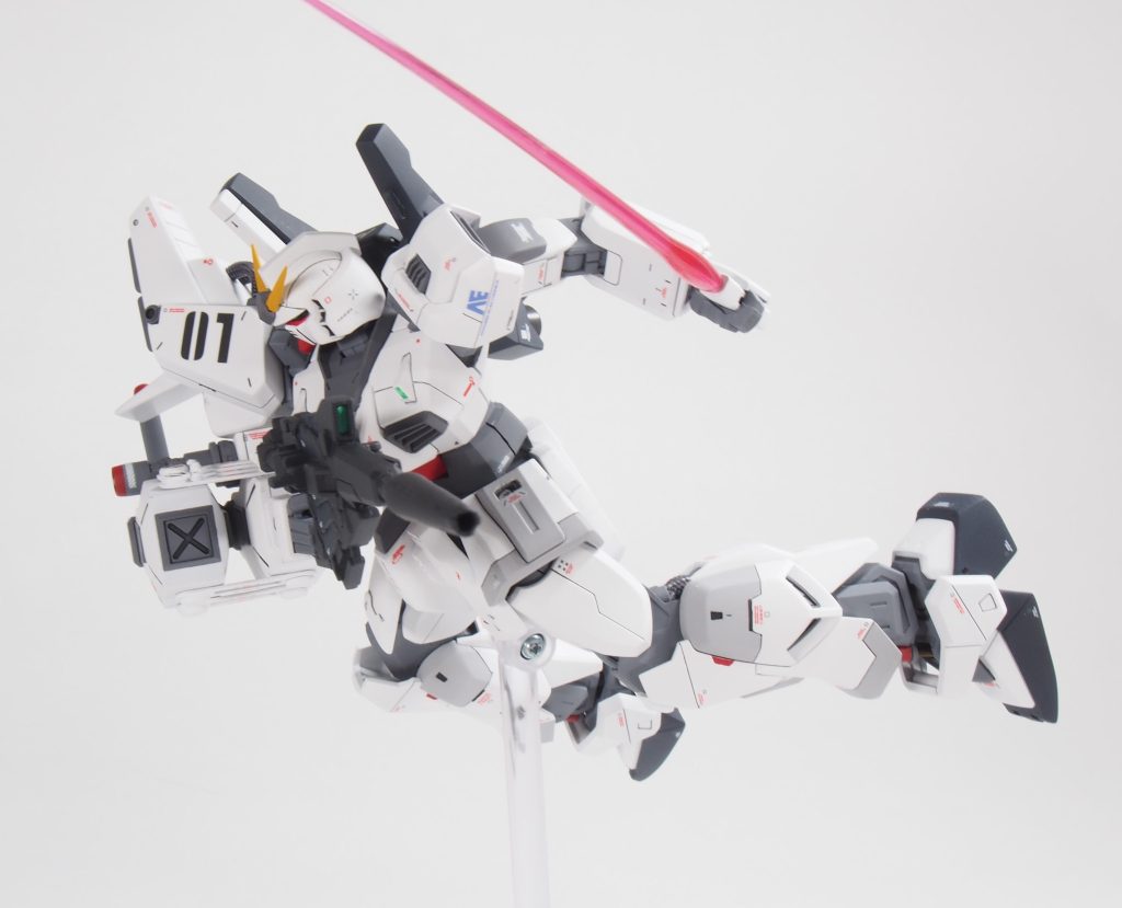 ガンダムMk-II・バナージカスタム（メガラニカ所属機）–2枚目/制作者：@LmoWorks