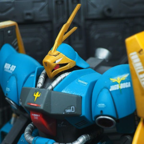 ヤクトドーガギュネイ機