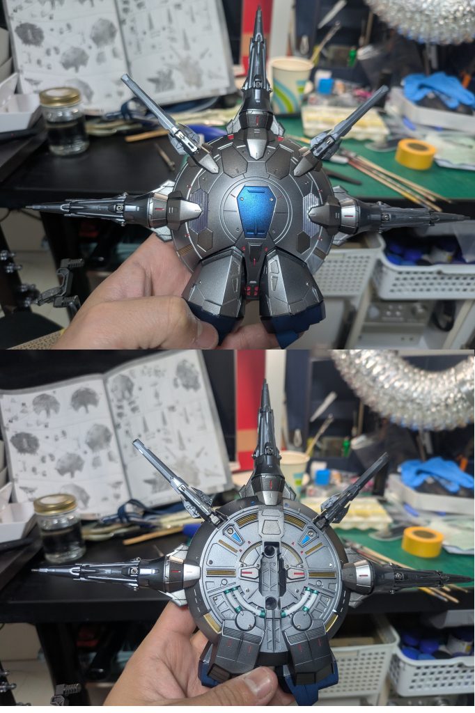 大型ドラグーンの発射口も全てメタルビーズを使って金属化。丸モールドはメタルマイナスモールドに。エアブラシと筆塗りで塗分け。背中と合う部分は細かいので筆塗りメイン、背面はマスキングをして複数のメタリック系で塗分けました。複数のパネルで構成する感じが出せたと思います。写っていませんが、バーニアはチタン焼けを表現するようにクリアカラー青、赤、緑、黄を使っています。イメージはスターウォーズのミレニアムファルコンとかそこらへんです。&nbsp;最後までご覧いただきありがとうございました！！よろしければいいねをポチっとしていただくと報われます・・・m(_ _)m