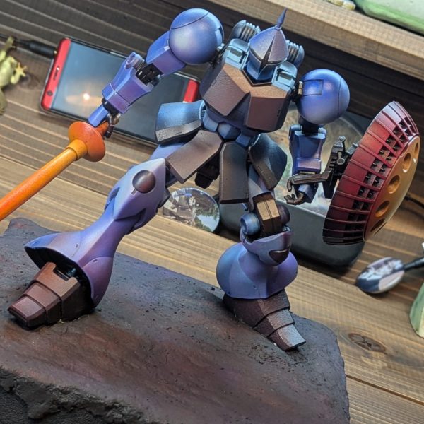 MGギャン  油絵具で筆塗りしてます