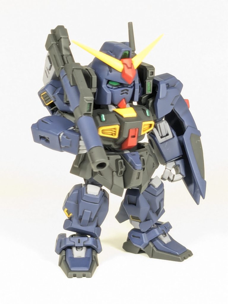 今回はハイパーバズーカとボディパーツの色分けが大変でした。