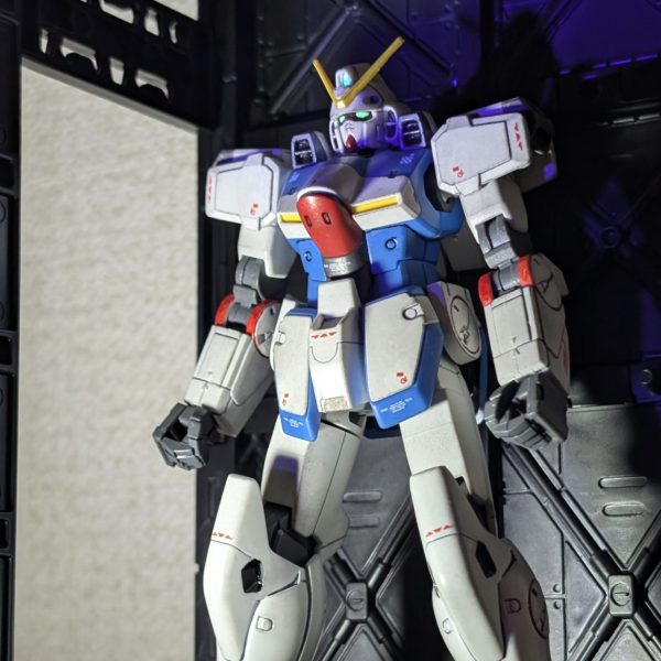 HGヴィクトリーガンダム