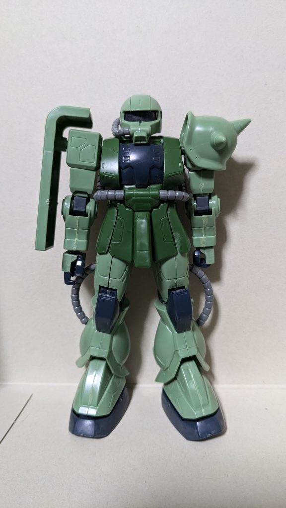 &nbsp;旧キット、ザクⅡＪ型をベースに改造しました。