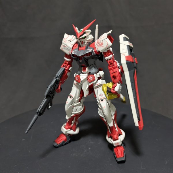 1/144RGガンダムアストレイレッドフレーム