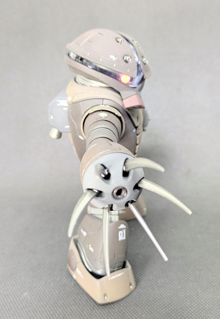 更に角度変えて正面から。このショットもなかなか✨️あまりガシガシ動かすと塗装ハゲが怖いのでポージングはこれだけです😂💦