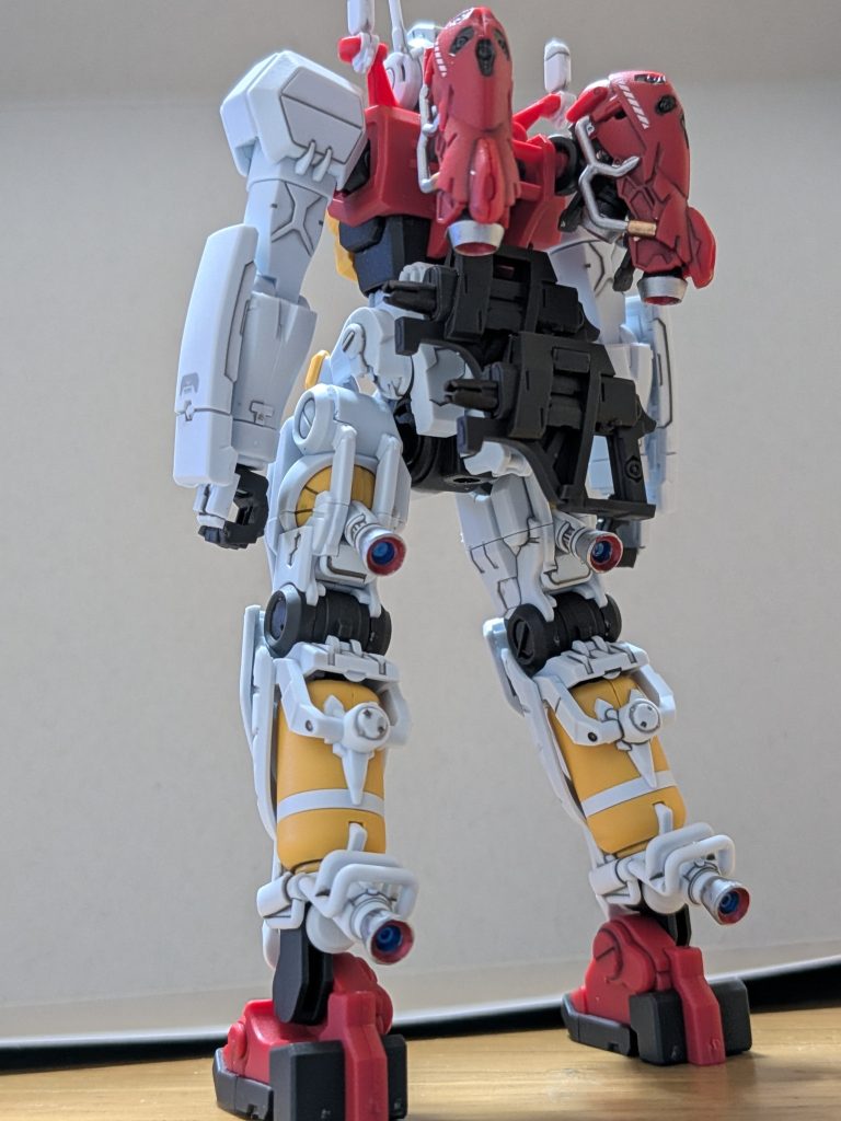 バックショット📸スラスター部分が雑いwww