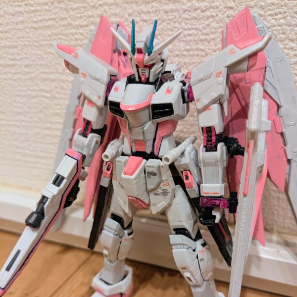 フリーダムガンダム【博衣こよりコラボカラー】