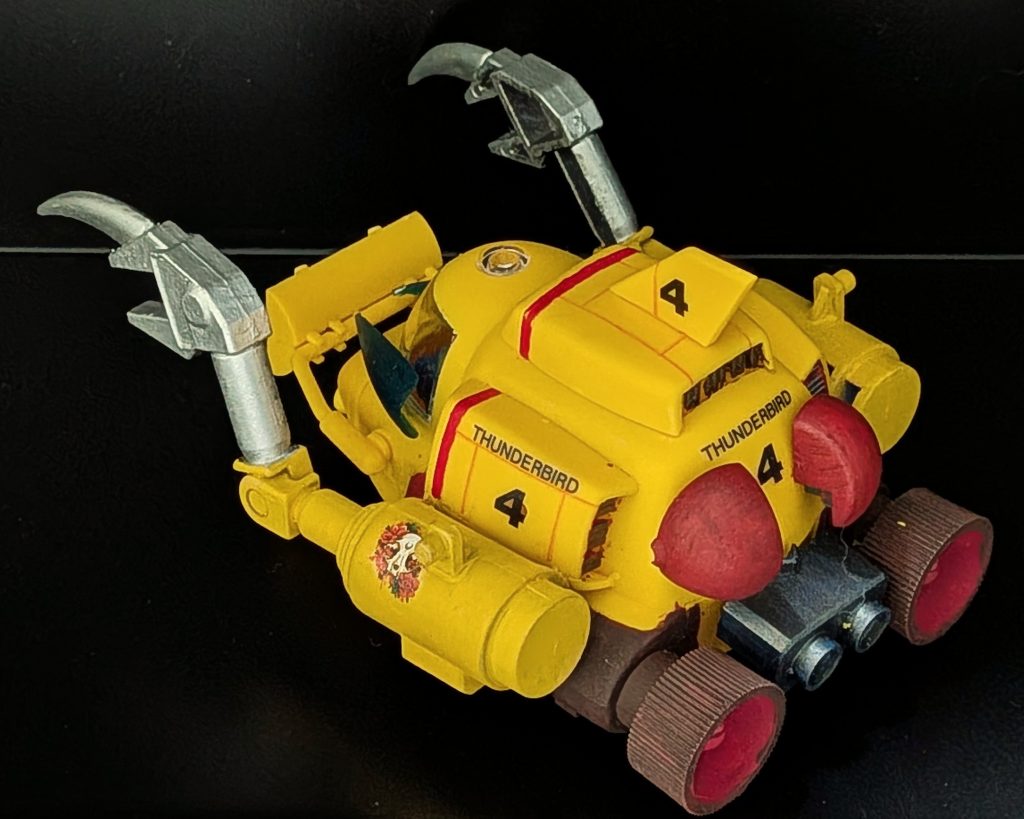 いやサンダーバード4号とかじゃないって、本当に