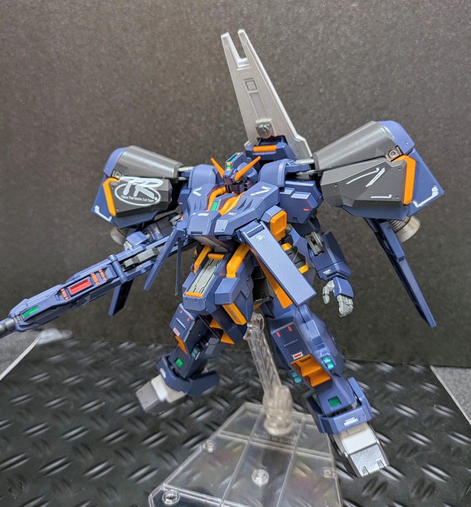 ガンダムTR-1 ヘイズル改 イカロス・ユニット装備