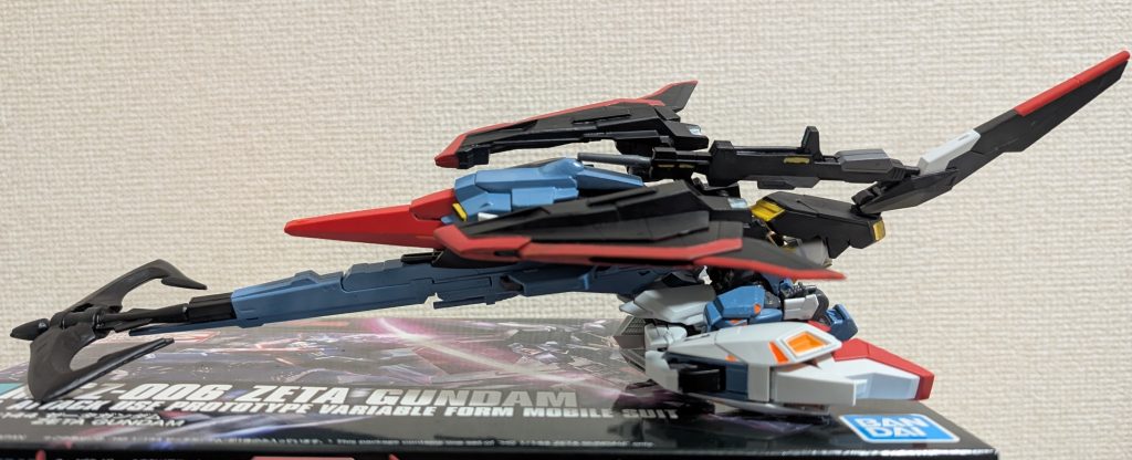 もちろん、本家同様「ウェイブライダー」にも変形可能です。