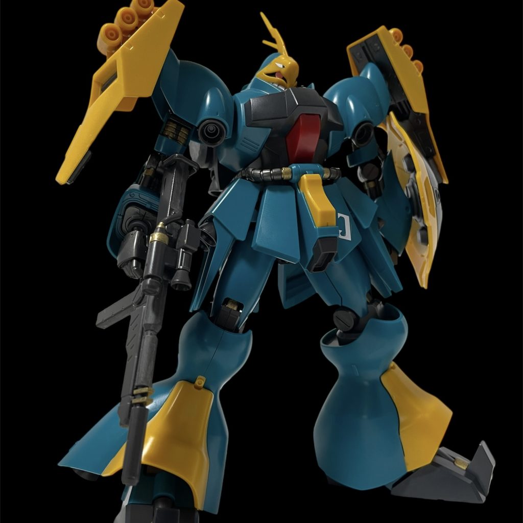 HGなのでどの面もツルツルですね。